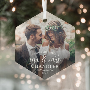 Erstes Weihnachten als Herr und Frau ∙ Einfaches F Ornament Aus Glas