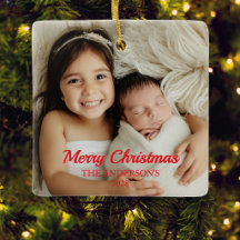 Erstes Weihnachten der Familie - Familienfoto