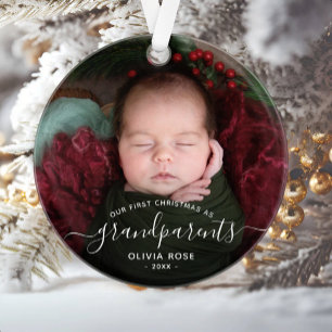 Erstes Weihnachten der Großeltern Foto mit weißer Ornament