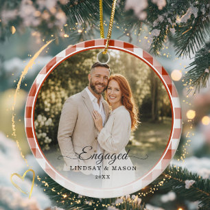 Erstes Weihnachten Verlobt 2 Foto Rot Gingham Keramik Ornament