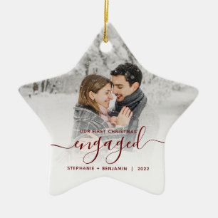 Erstes Weihnachten verlobt Foto Burgunder Schrift Keramik Ornament