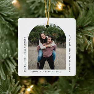 Erstes Weihnachten Verlobtes Paar Foto Bogen Keramikornament