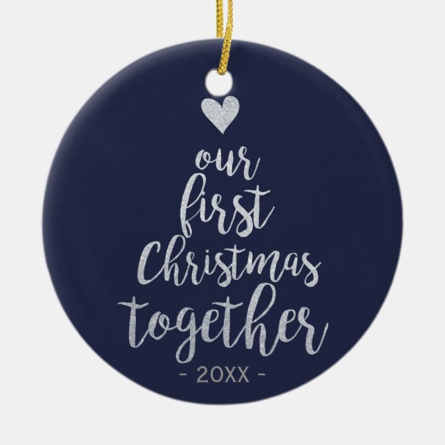 Erstes Weihnachtszusammen Silber und blaue Keramik Ornament (Vorne)