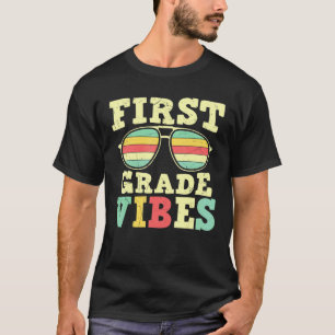 Erstklassige Vibes  Zurück zur Schule 1. Klasse Le T-Shirt