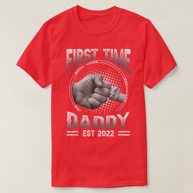 Erstmals Daddy Est 2022 Schwangerschaftsankündigun T-Shirt (Design vorne)