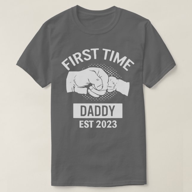 Erstmals Daddy New Dad Est 2023 Shirt Vathers Da (Design vorne)