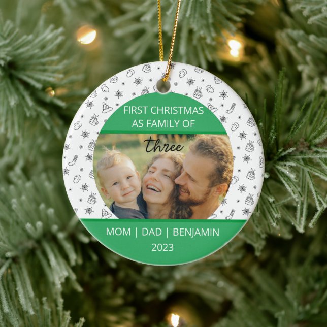 Erstweihnachtsfamilie von drei Kindern Keramik Ornament (Baum)