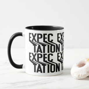 Erwartung - Kinematische Glitch-Typografie Schwarz Tasse