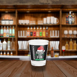 Erzwungener Familienspass Weihnachten Spaß Schnapsglas