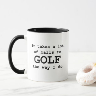Es braucht viele Bälle, um so zu Golf zu spielen w Tasse