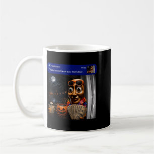 Es gibt Bewegung an der Vordertür Tung Tung Tung S Kaffeetasse