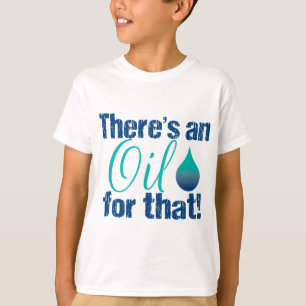 Es gibt ein Öl für das blaues aquamarines T-Shirt