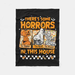 Es gibt ein paar Horror in diesem Haus Funny Horro Fleecedecke