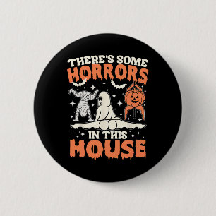 Es gibt ein paar Horror in diesem Haus Pumpkin Gho Button