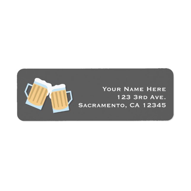 Es gibt eine Babybierbrauen-Tasse, graue Dusche (Vorne)