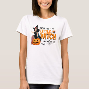 Es gibt eine kleine Hexe in uns allen Halloween T-Shirt