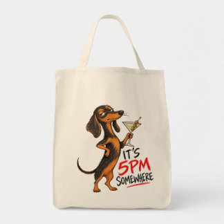 Es ist 17 Uhr Irgendwo – Sassy Dachshund Martini Tragetasche