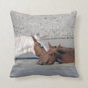 Es ist 5 Uhr irgendwo Kissen