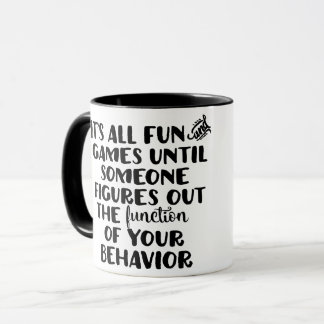 Es ist alle Spaß-und Spiel-Tasse Tasse