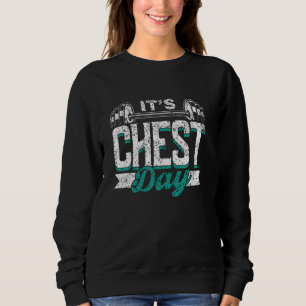 Es ist der Brusttag, der den Tag des Trainings des Sweatshirt