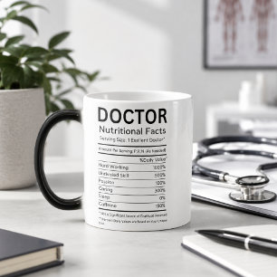 Es ist eigentlich Dr. – Lustiges Arztleben   Cute Tasse
