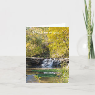 Es ist ein Dogwood-Wasserfall, der an Ihre Karte d