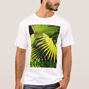 Es ist ein Dschungel herein hier! Nahe hohe T-Shirt