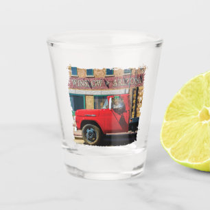 Es ist ein Eichhörnchen, mein Herr Schnapsglas