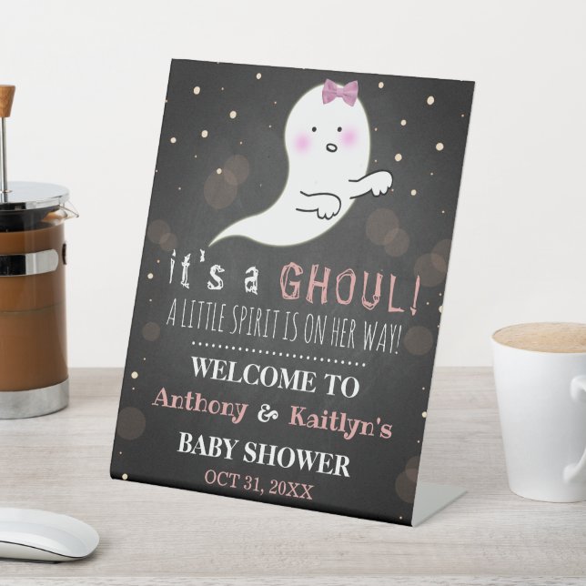 Es ist ein Ghoul! Little Spirit Halloween Baby Dus Sockelschild (In SItu)