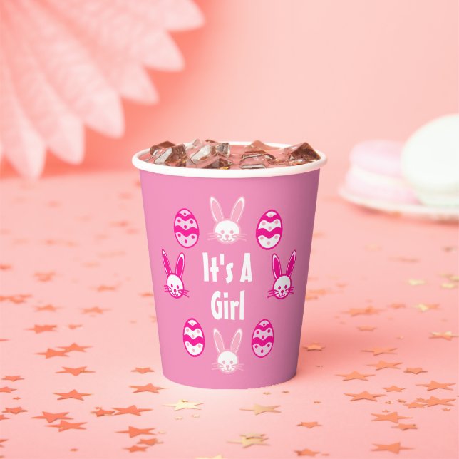 Es ist ein Girl-Ostern Pappbecher (Insitu)