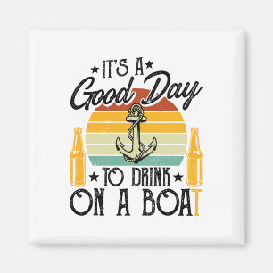Es ist ein guter Tag, um auf einem Boot Retro S zu Magnet