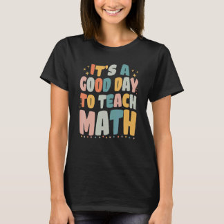 Es ist ein guter Tag, um Retro-Mathematik zu unter T-Shirt