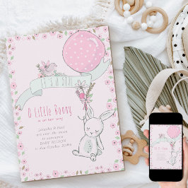 Es ist ein kleines Mädchen mit Balonschwangerschaf Ankündigung