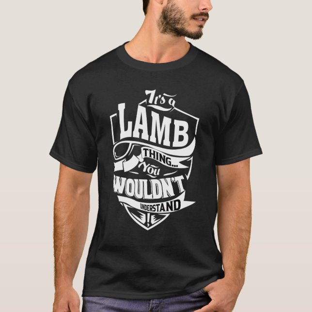 Es ist ein Lamm-Ding T-Shirt (Vorderseite)