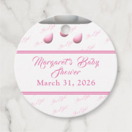 Es ist ein Mädchen, das sich eine Babydusche anpas Geschenkanhänger