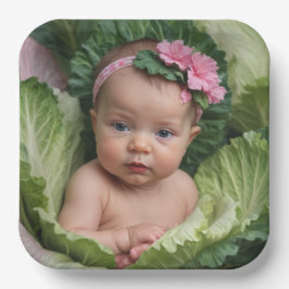 Es ist ein Mädchen Pappteller