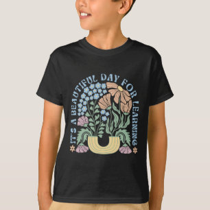 Es ist ein schöner Tag zum Lernen Zurück zur Schul T-Shirt