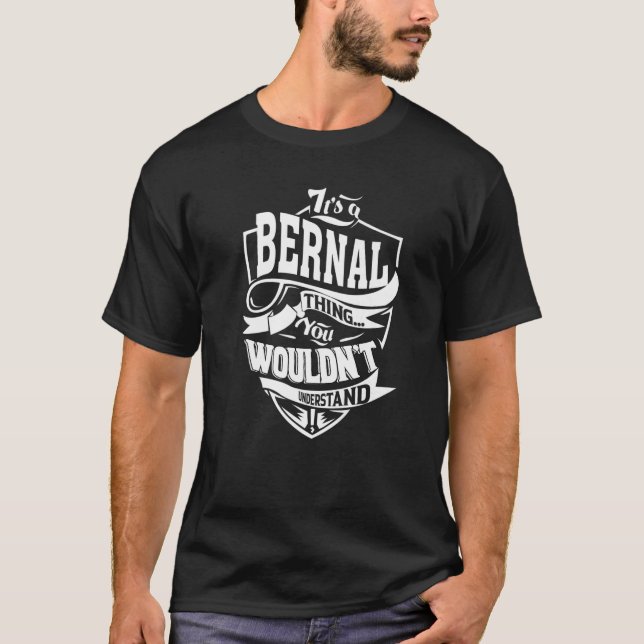 Es ist eine Bernalangelegenheit T-Shirt (Vorderseite)
