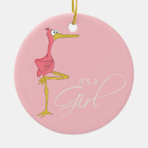 Es ist eine Mädchen-Storch-Verzierung Keramik Ornament