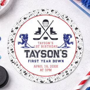 Es ist Game Time Hockey 1. Geburtstag Party Runder Aufkleber