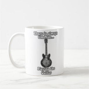 Es ist immer Zeit, Gitarre zu spielen. B&W Kaffeetasse