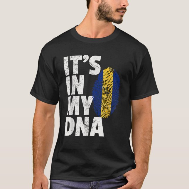 ES IST IN MEINER DNA Barbados Fahne Männer Frauen  T-Shirt (Vorderseite)