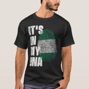ES IST IN MEINER DNA-Flagge Nigerias T-Shirt