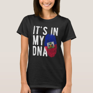 ES IST IN MEINER DNA Haitianische Flagge T-Shirt