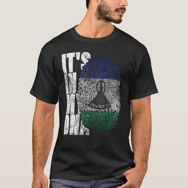 Es ist in meiner DNA Lesotho Grafik für Männer Fra T-Shirt (Vorderseite)