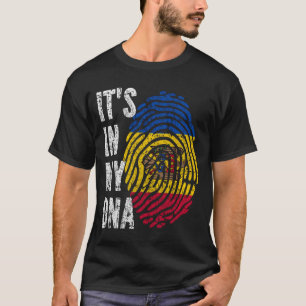 ES IST IN MEINER DNA Moldau Fahne Männer Frauen Ki T-Shirt