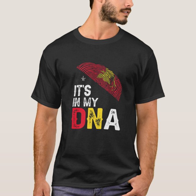 Es ist in meiner DNA Papua neue Guinea Flag Finger T-Shirt (Vorderseite)