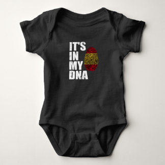 Es ist in meiner DNA Spanien spanischen Flagge Baby Strampler
