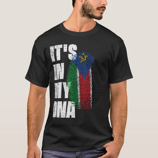 ES IST IN MEINER DNA, Südsudan-Flagge T-Shirt (Vorderseite)