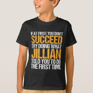 Es ist lustig, wenn Sie zuerst nicht erfolgreich v T-Shirt